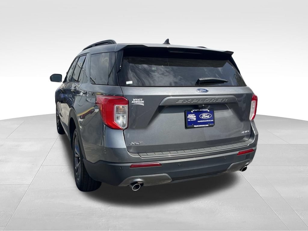 Certified 2024 Ford Explorer XLT w/ Equipment Group 202A AWD/4WD image 7