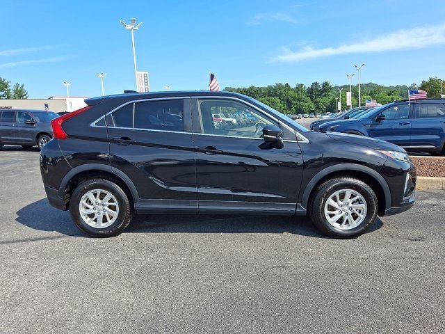 Used 2018 Mitsubishi Eclipse Cross ES FWD image 9