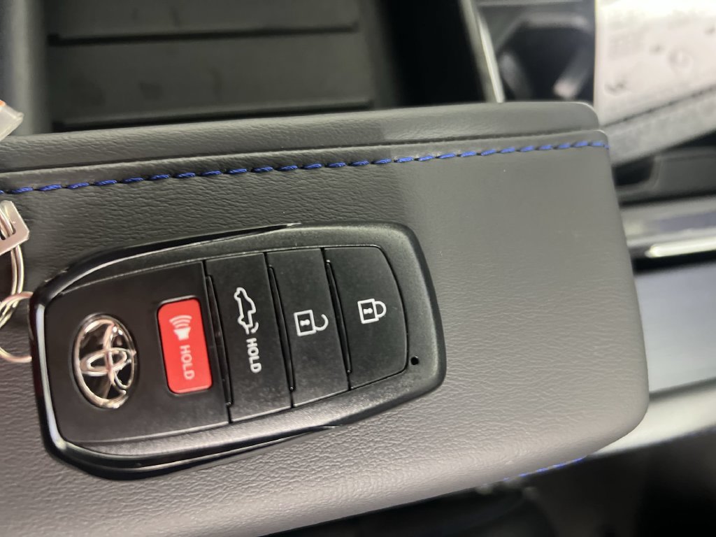 Used 2024 Toyota Tundra Platinum RWD image 35