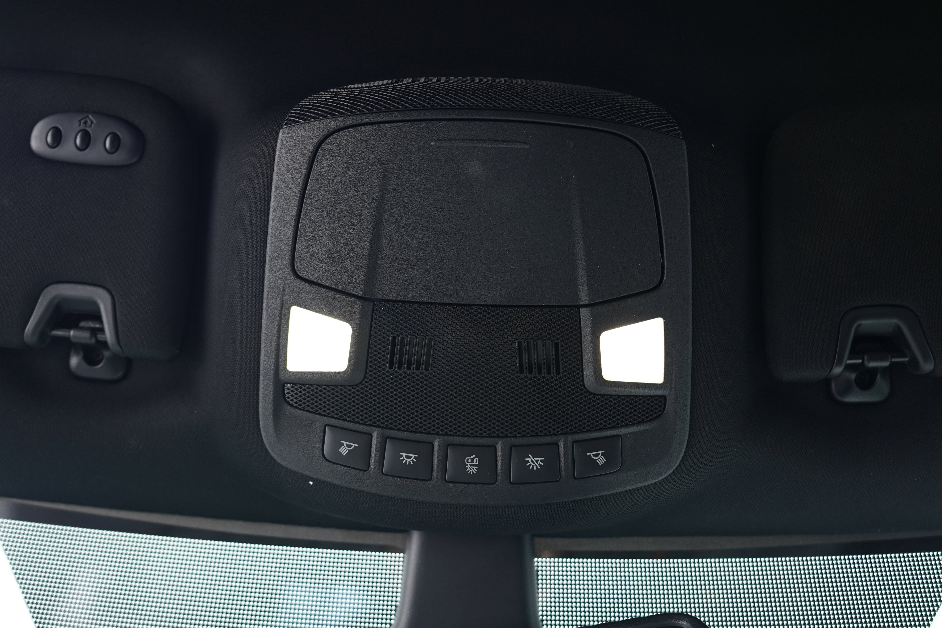 Used 2023 Ford Edge ST-Line image 24