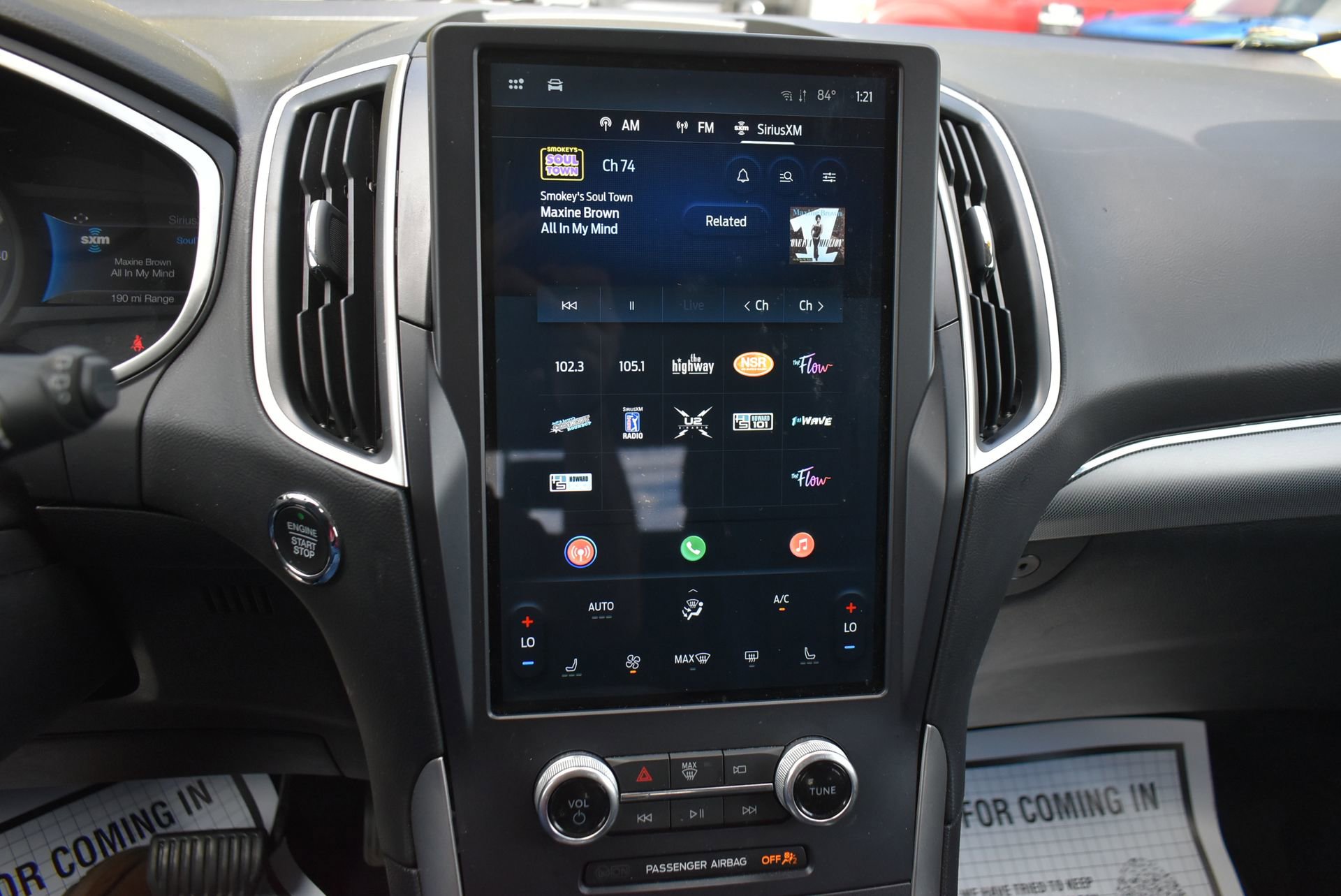 Used 2021 Ford Edge SEL w/ Cargo Accessory Package image 23