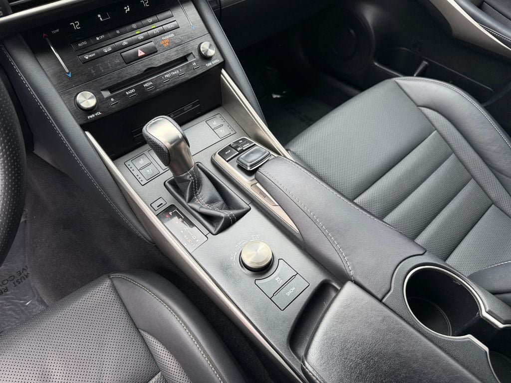 Used 2017 Lexus IS 350 F Sport w/ F Sport Package AWD/4WD image 18