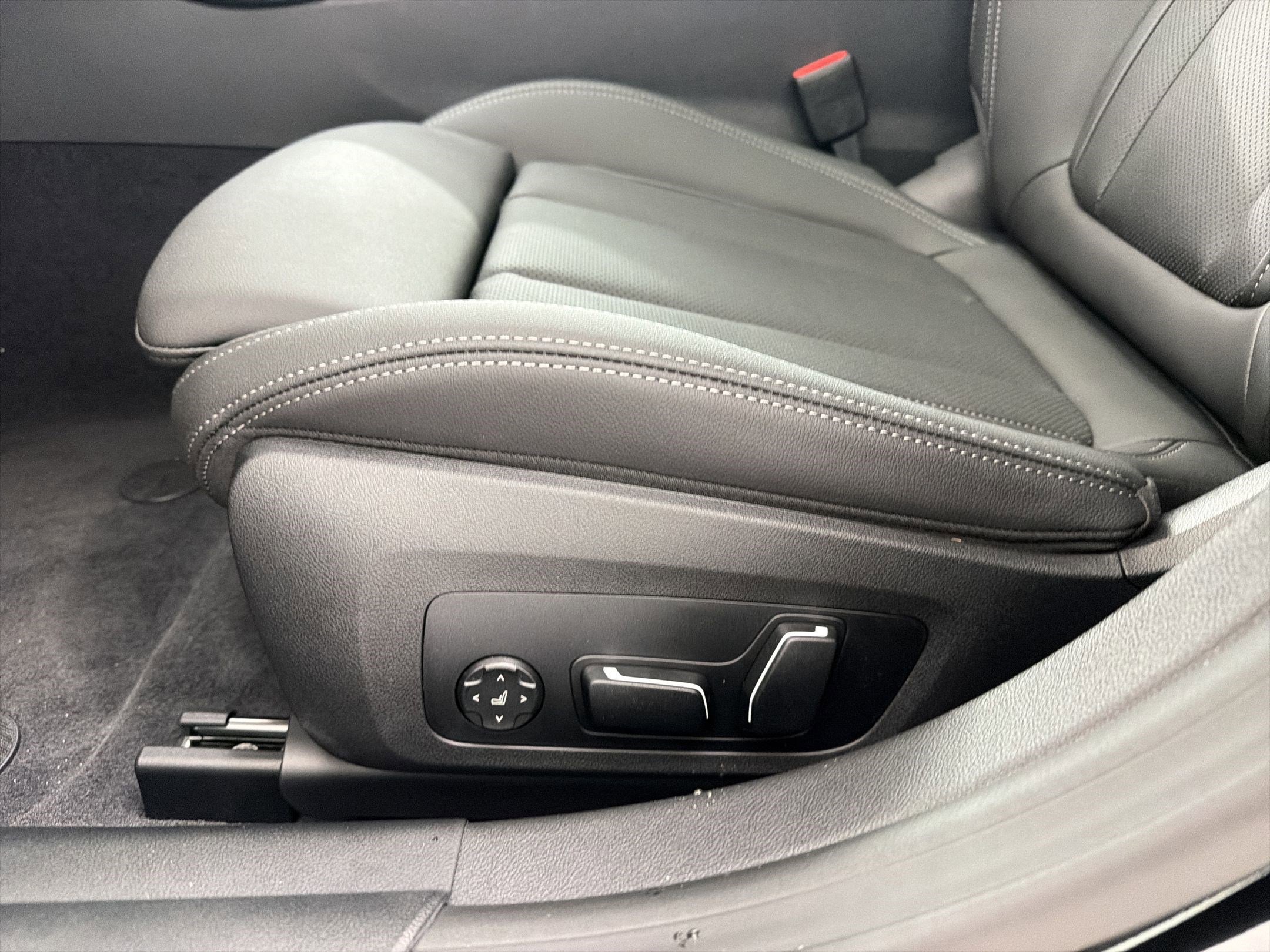 New 2026 BMW i4 xDrive40i w/ M Sport Package image 13