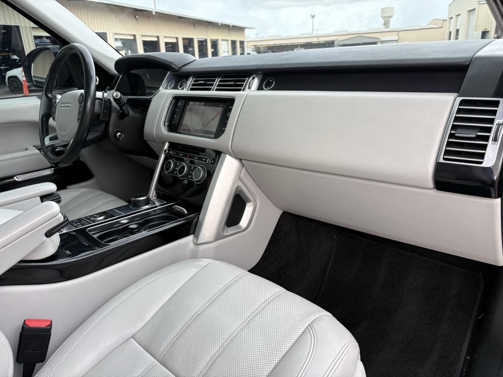 Used 2015 Land Rover Range Rover HSE AWD/4WD image 30