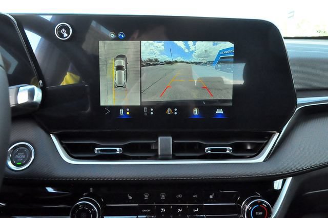 New 2026 Chevrolet Equinox LT w/ Safety and Technology Package FWD image 22