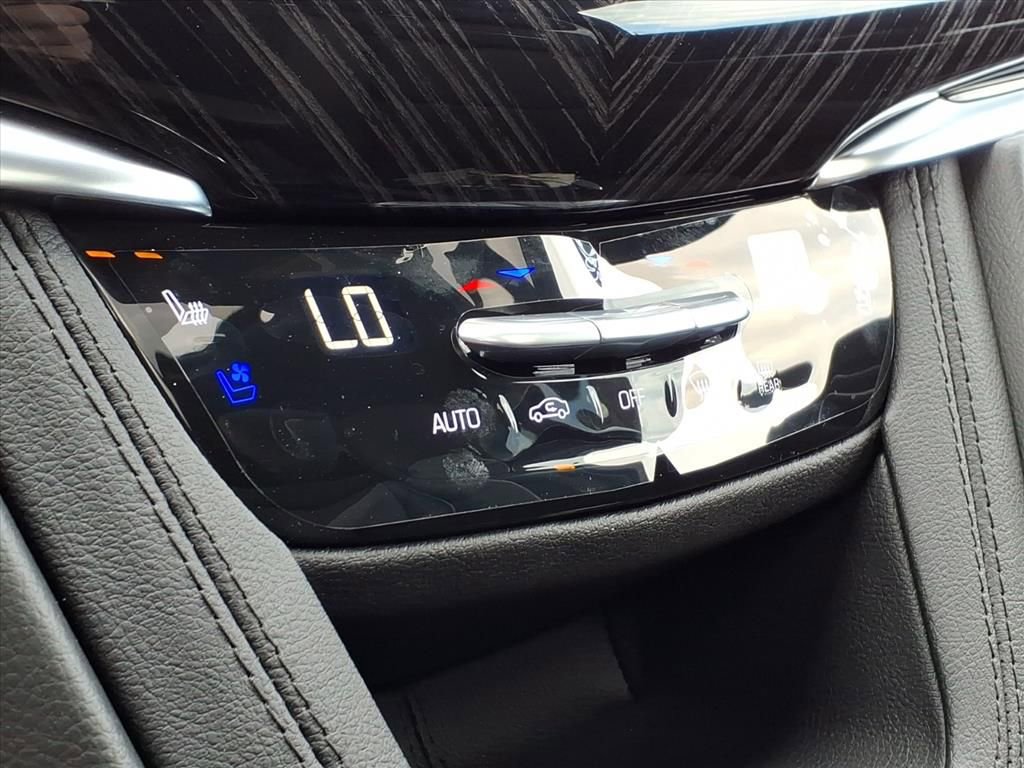 New 2025 Cadillac XT6 Premium Luxury w/ LPO, Floor Liner Package image 21