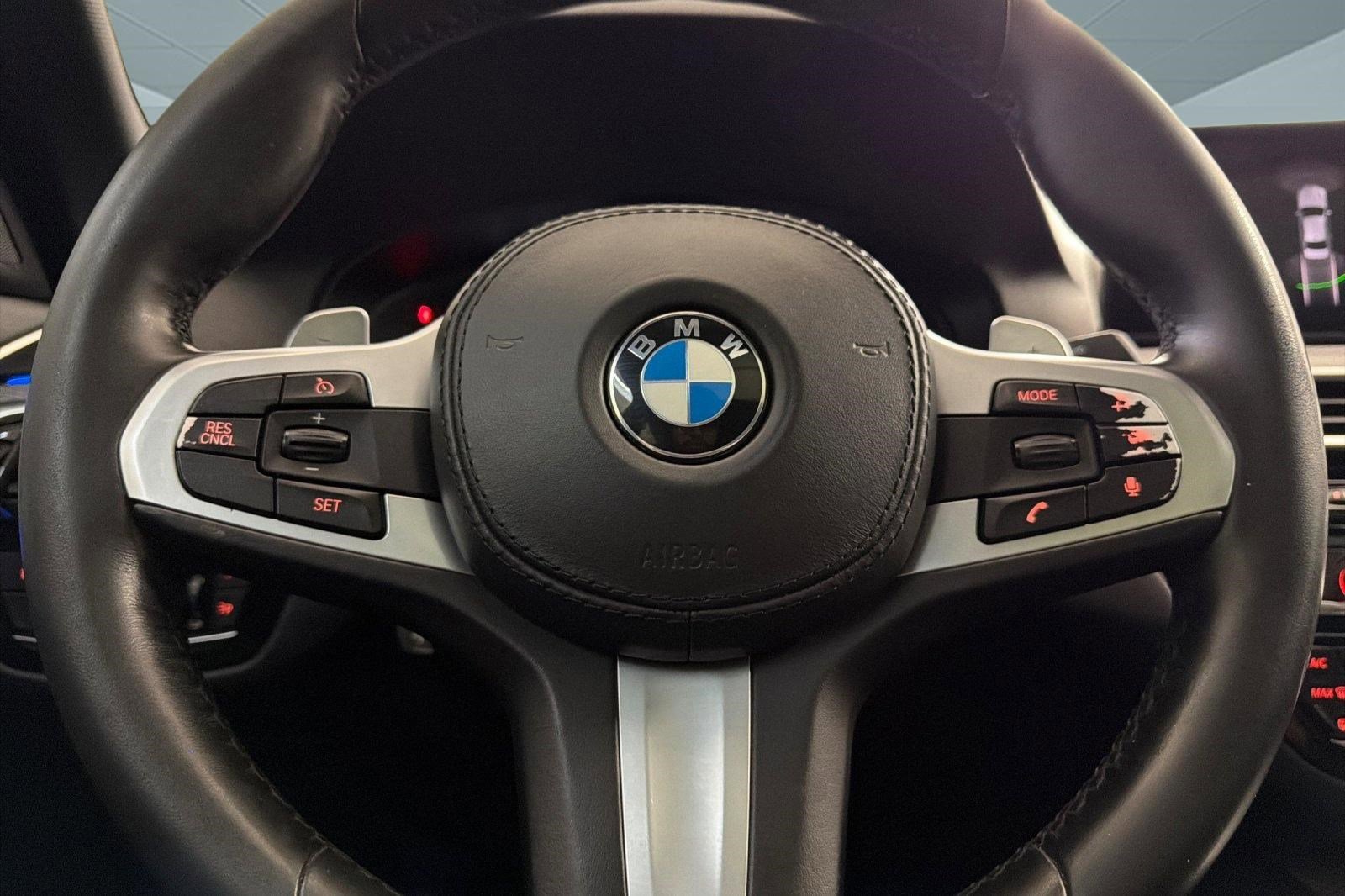 Used 2019 BMW 540i w/ M Sport Package RWD image 18