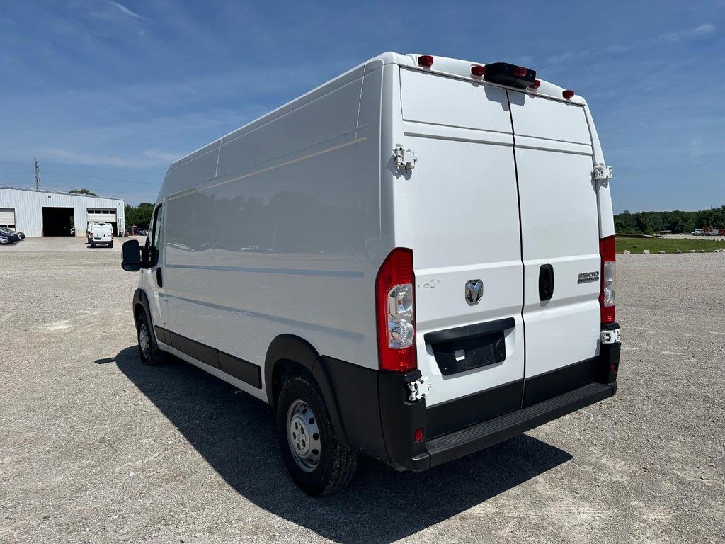 Used 2023 RAM ProMaster 2500 FWD image 2