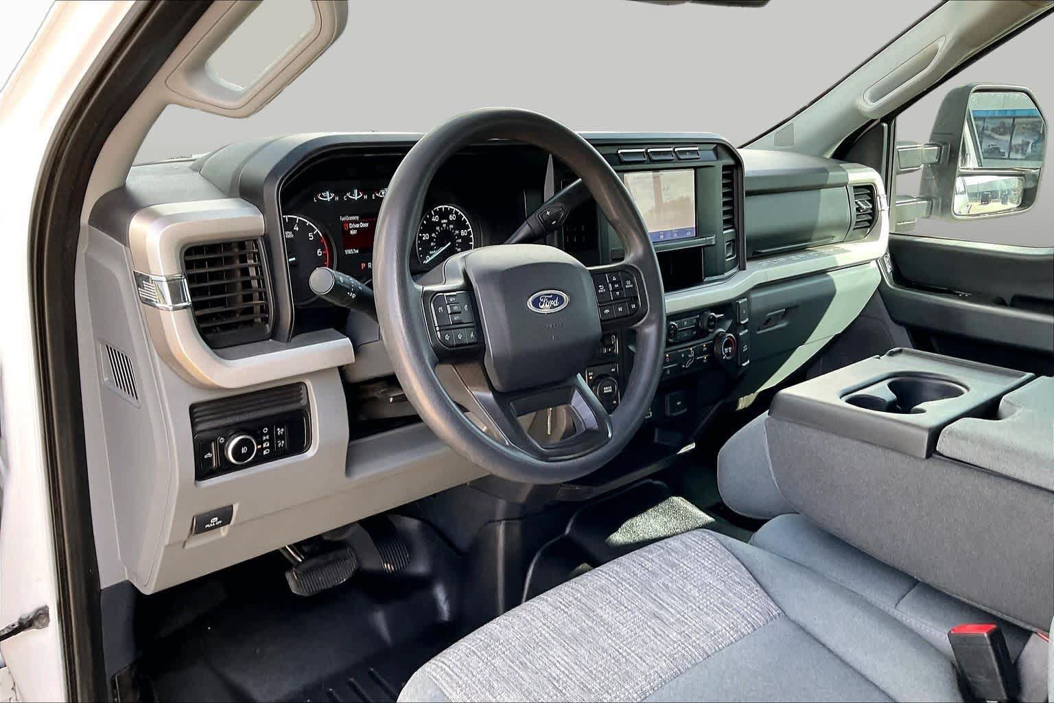 Used 2023 Ford F250 XLT AWD/4WD image 16