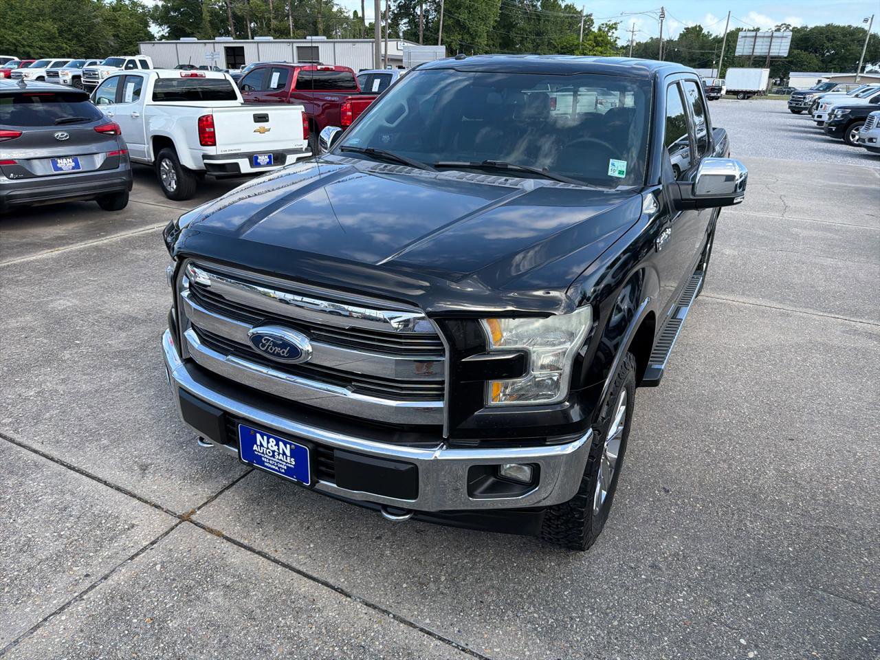 Used 2017 Ford F150 Lariat image 13