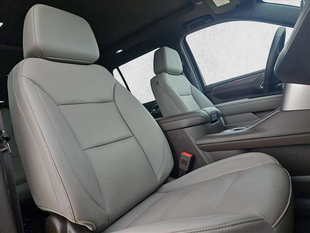 Used 2023 Chevrolet Tahoe Z71 w/ Luxury Package image 23