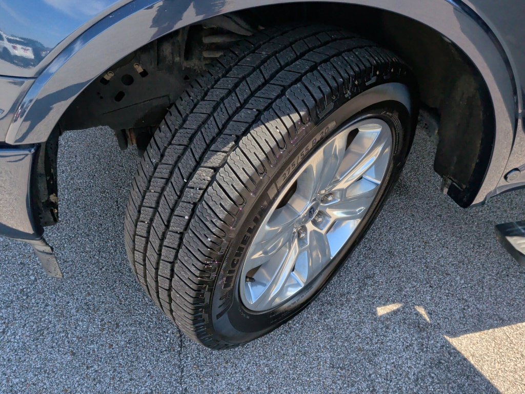 Used 2019 Ford F150 Platinum w/ Equipment Group 701A Luxury RWD image 53