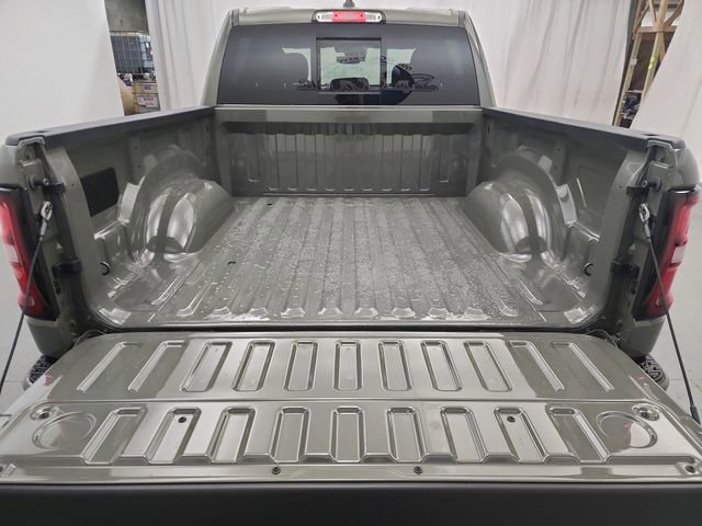 New 2026 RAM 1500 4x4 Crew Cab image 20