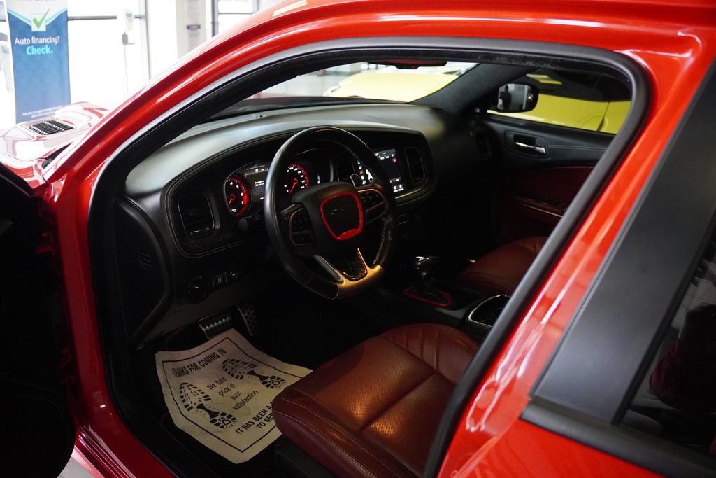 Used 2022 Dodge Charger SRT Hellcat w/ Carbon/Suede Interior Package RWD image 18