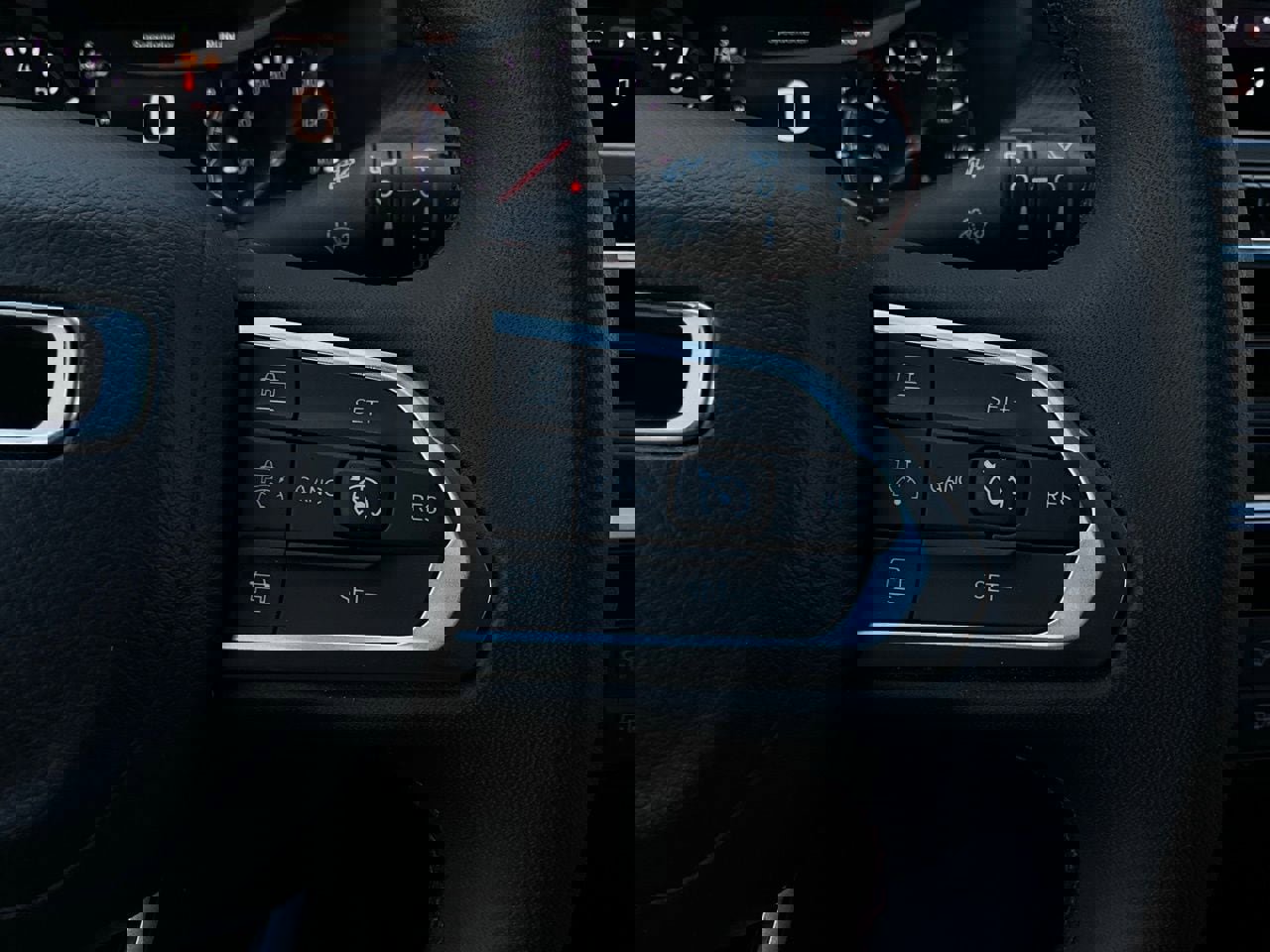 Used 2025 Jeep Compass Trailhawk image 34