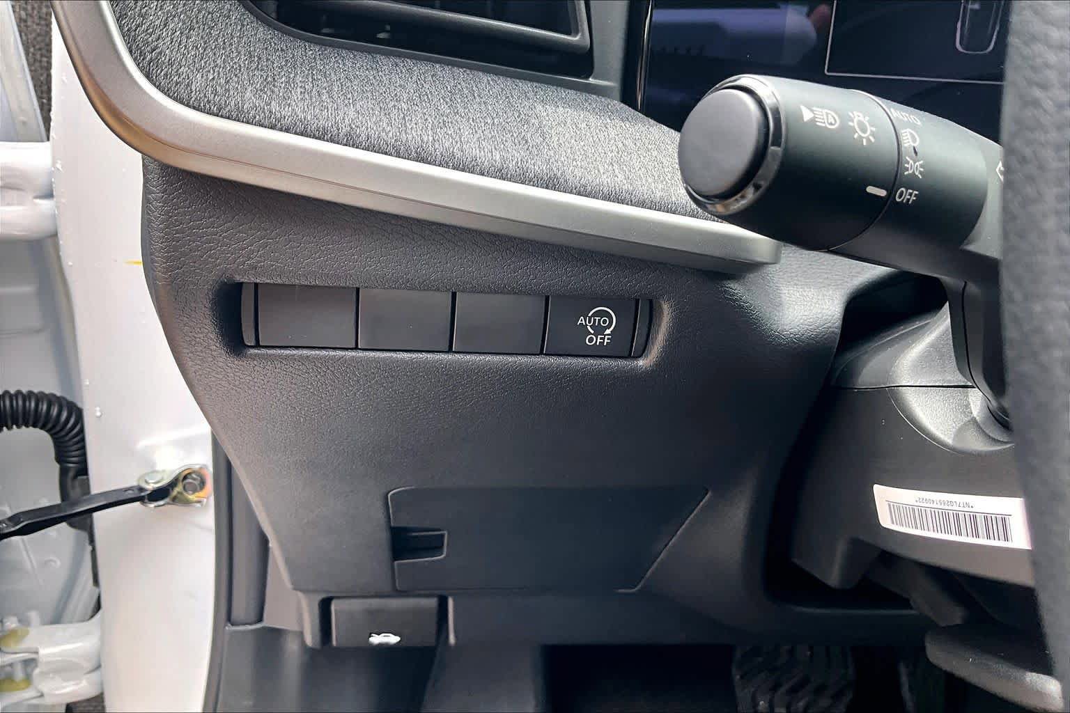 New 2026 Nissan Kicks S FWD image 15