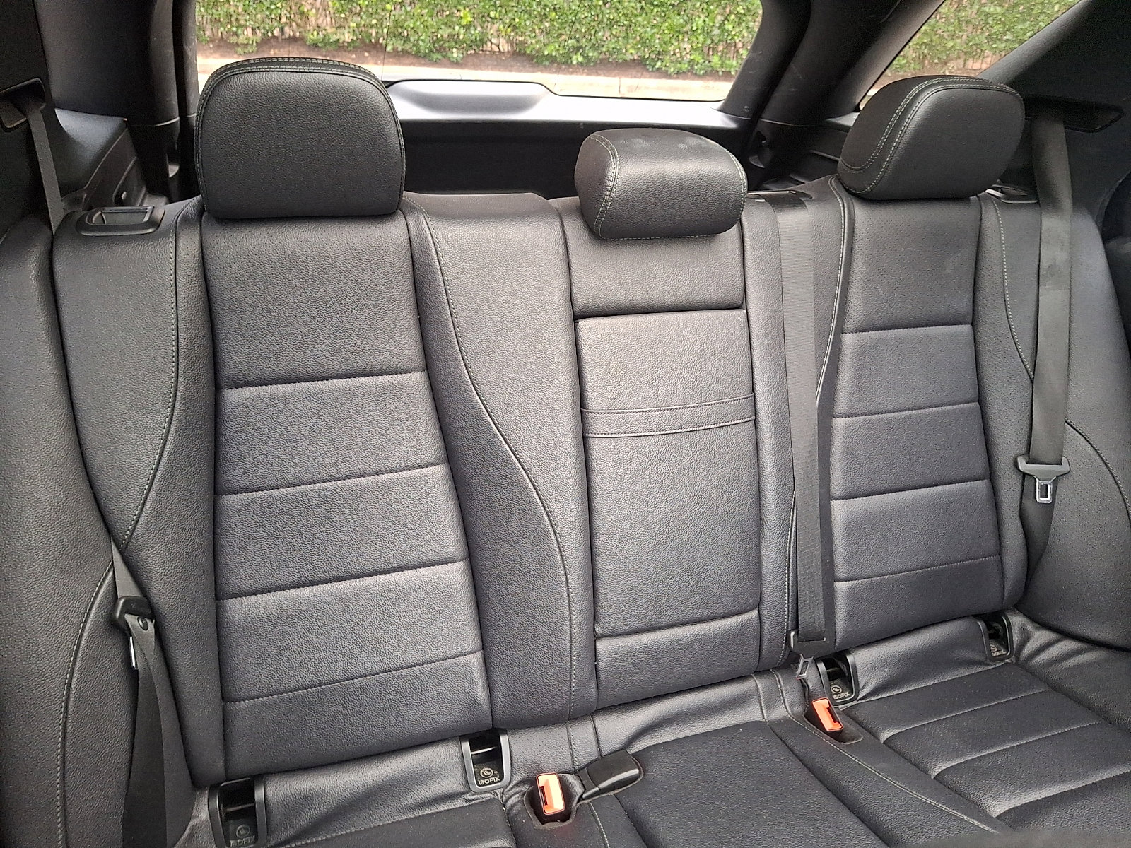 Used 2020 Mercedes-Benz GLE 350 w/ Premium Package image 19