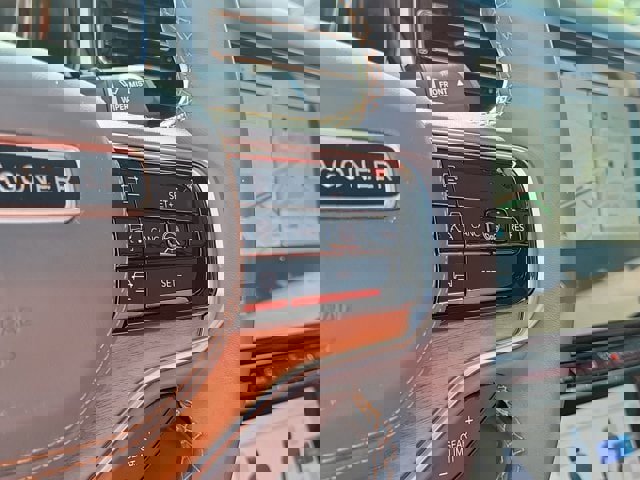 Used 2024 Jeep Grand Wagoneer L Series III w/ Rear Seat Video Group 1 image 26