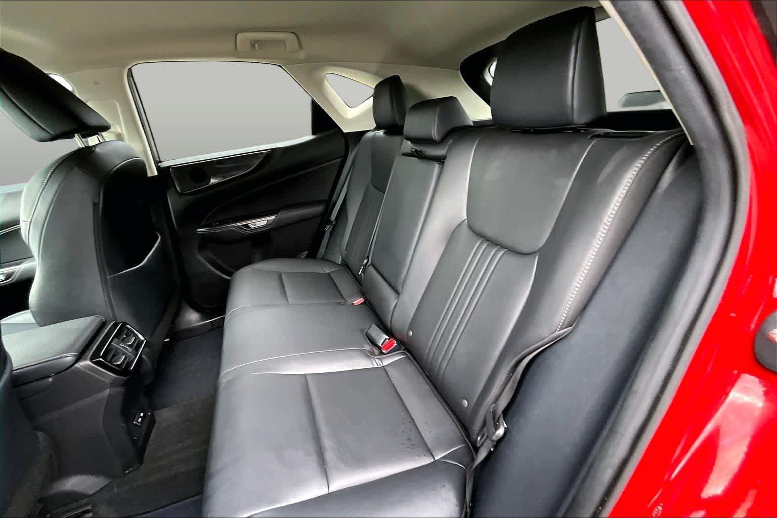 Used 2024 Lexus NX 250 FWD w/ Towing Package (2000 Lbs) image 21