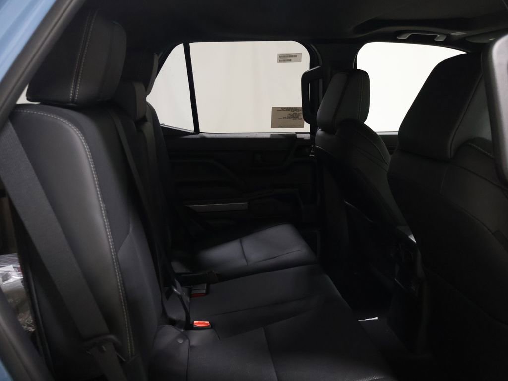New 2026 Toyota 4Runner TRD Off-Road Premium AWD/4WD image 14