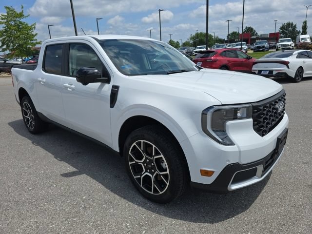 Used 2025 Ford Maverick Lariat AWD/4WD image 7