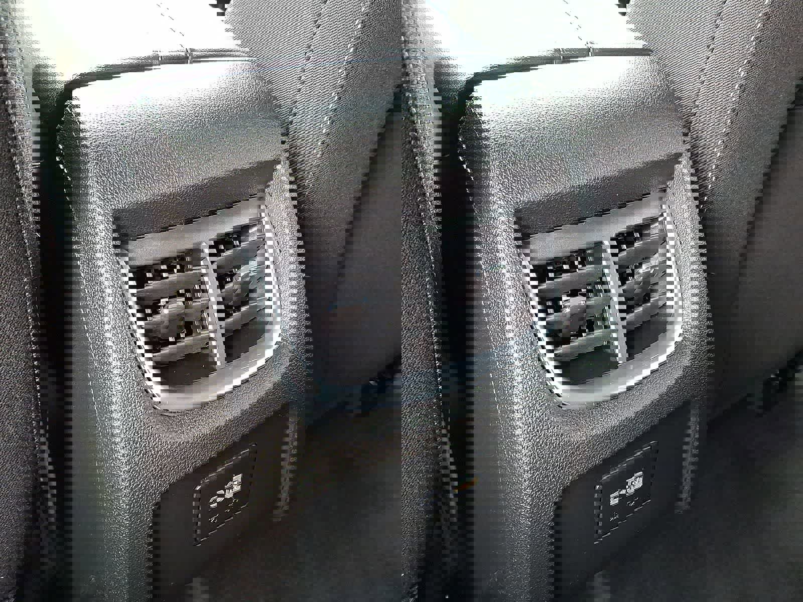 Certified 2024 Chevrolet Blazer LT w/ Convenience Package image 25