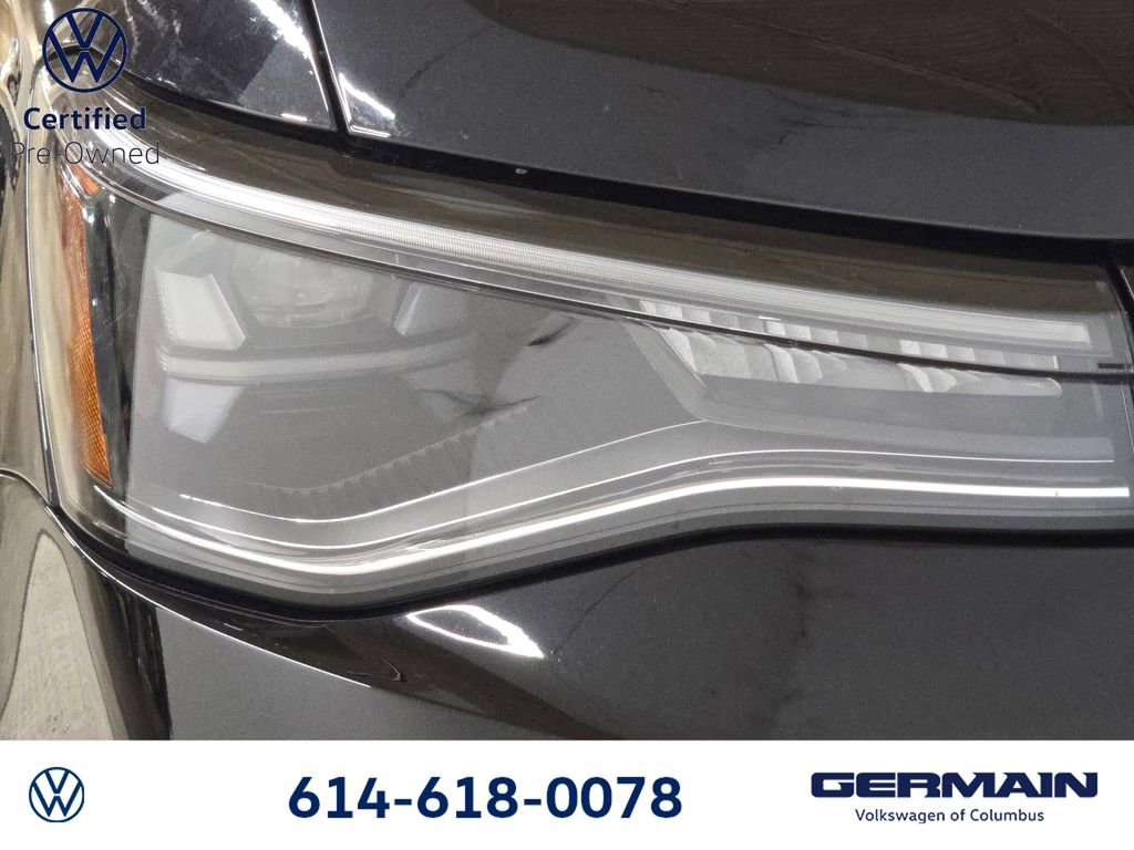 Used 2025 Volkswagen Taos SE image 15