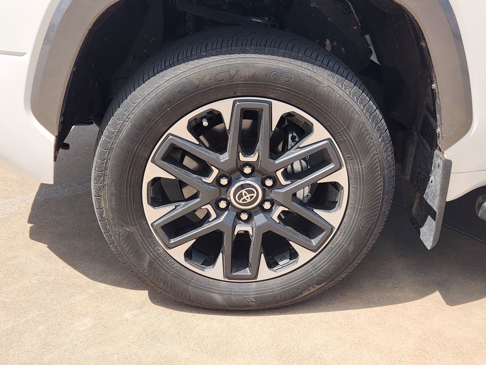 Used 2024 Toyota Tundra Limited w/ Power Package image 14