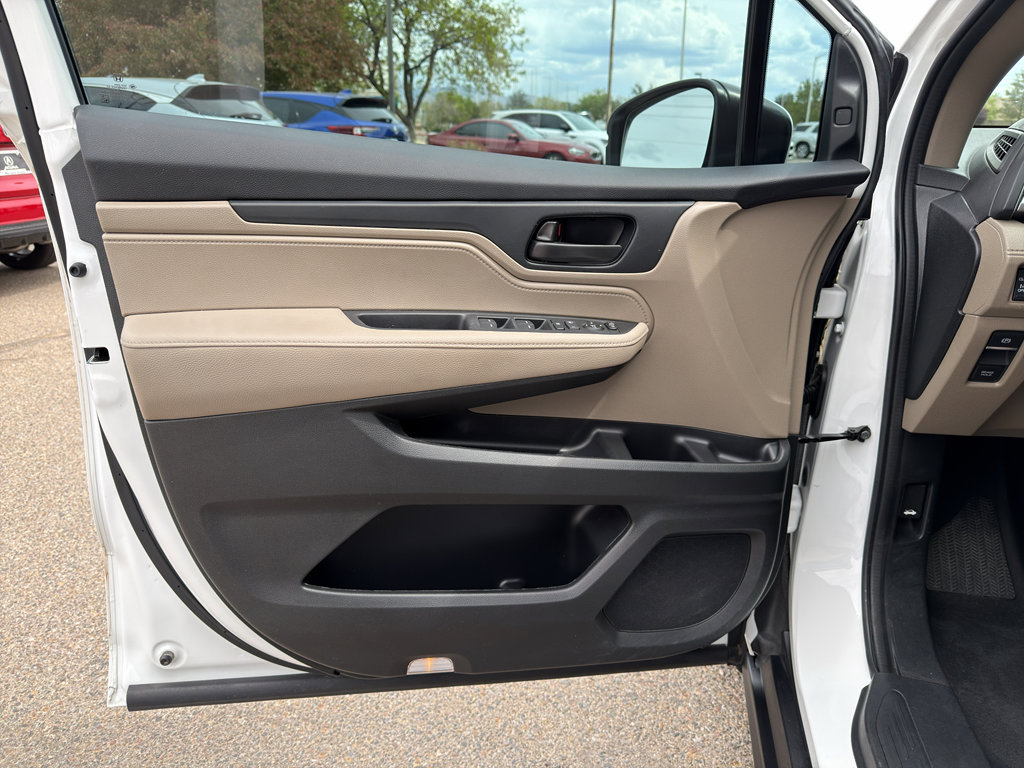 Used 2024 Honda Odyssey EX image 8