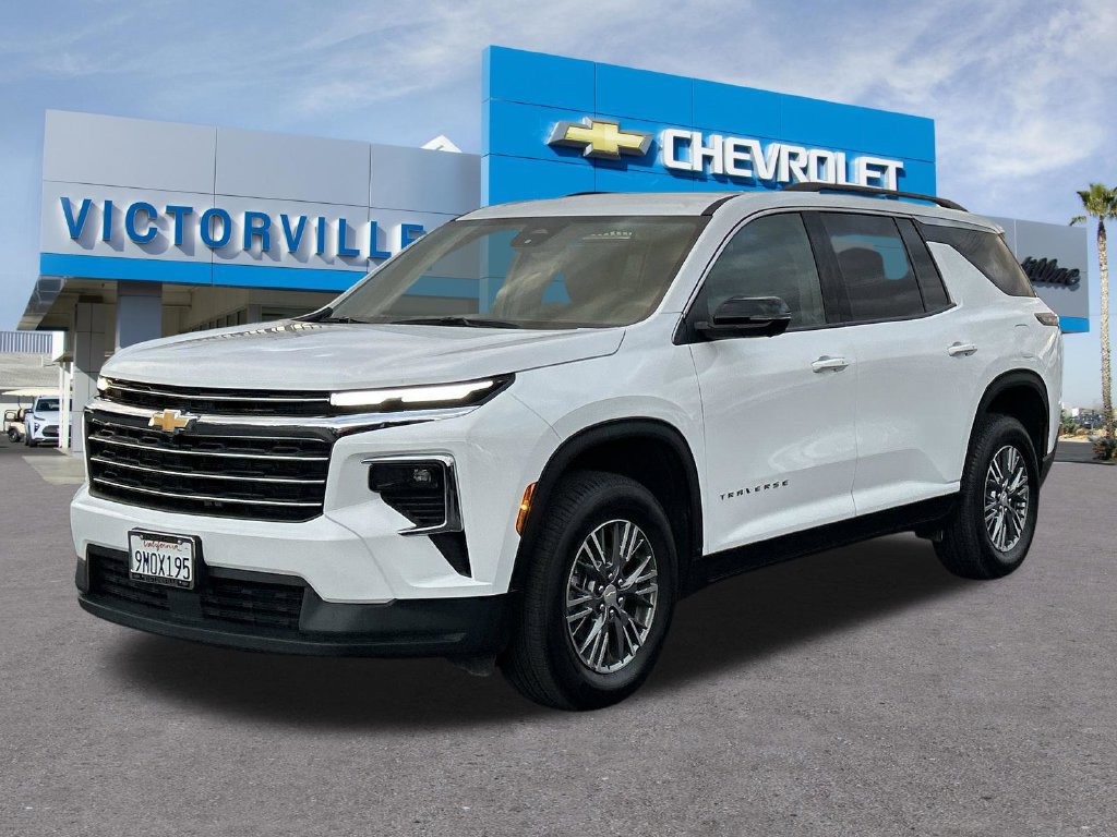 Certified 2026 Chevrolet Traverse LT AWD/4WD image 9