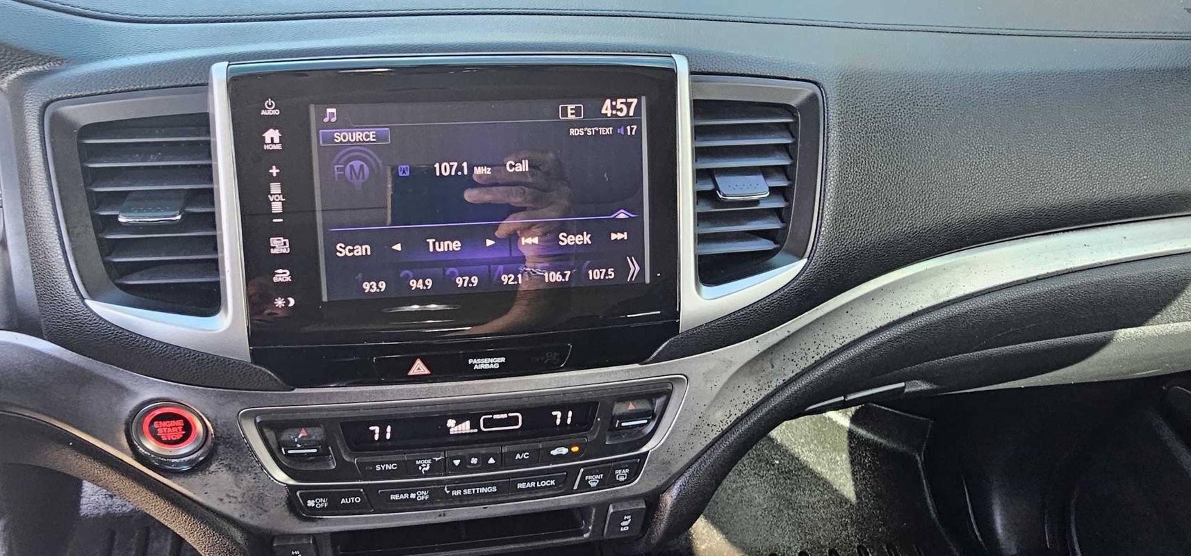 Used 2017 Honda Pilot EX-L image 15