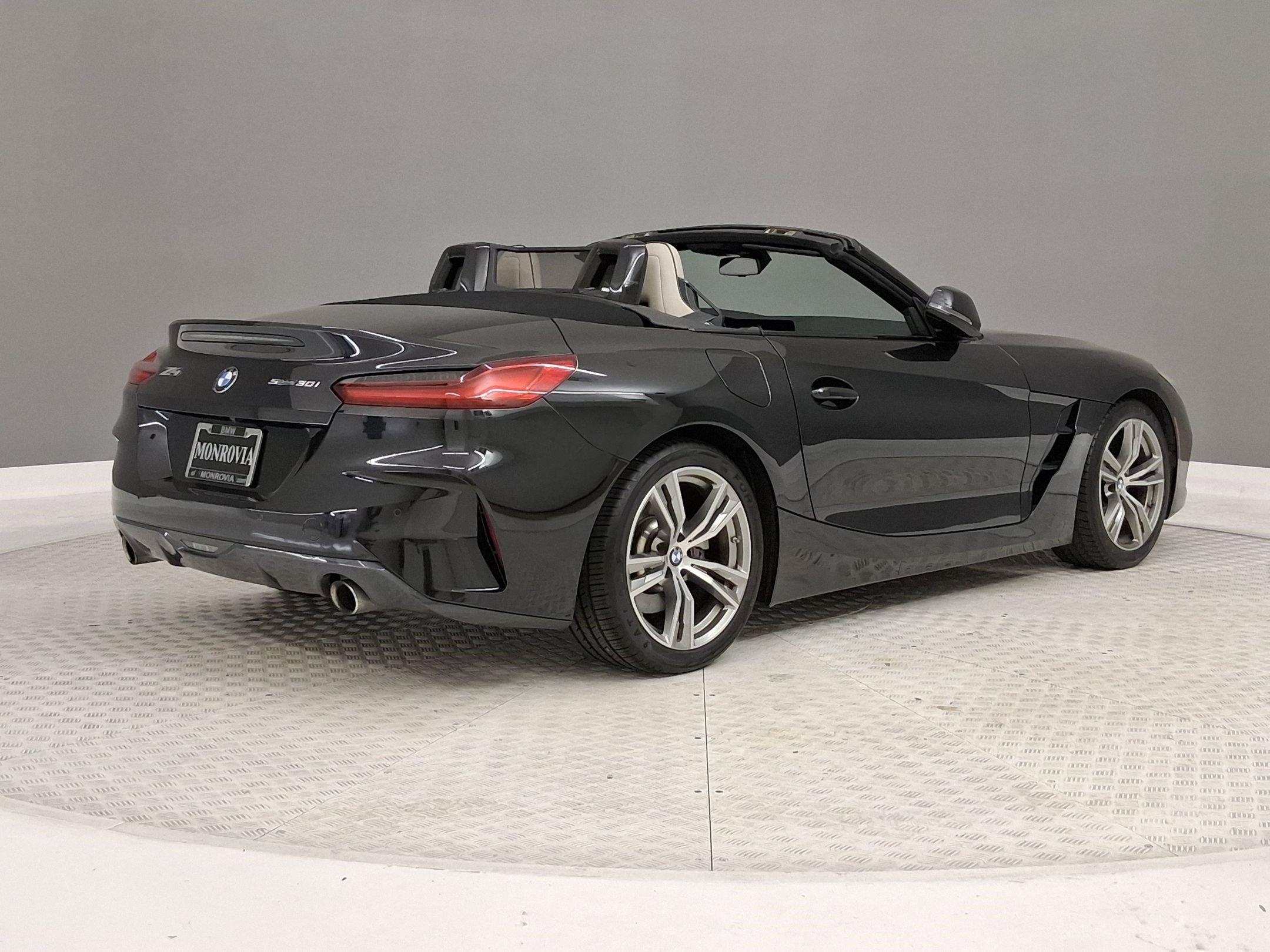 Used 2023 BMW Z4 sDrive30i w/ Convenience Package RWD image 7