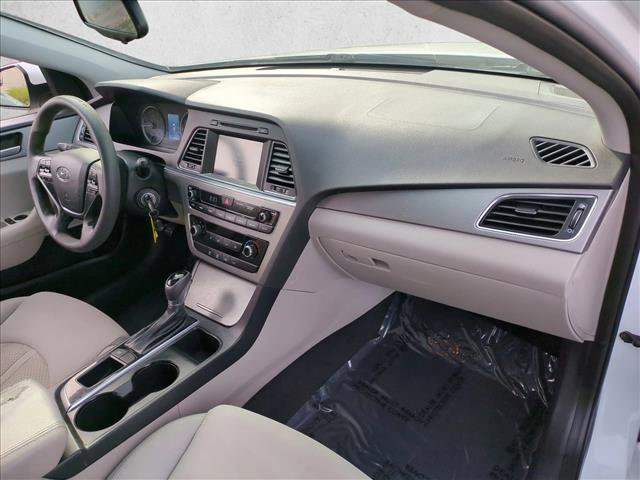 Used 2016 Hyundai Sonata SE image 20