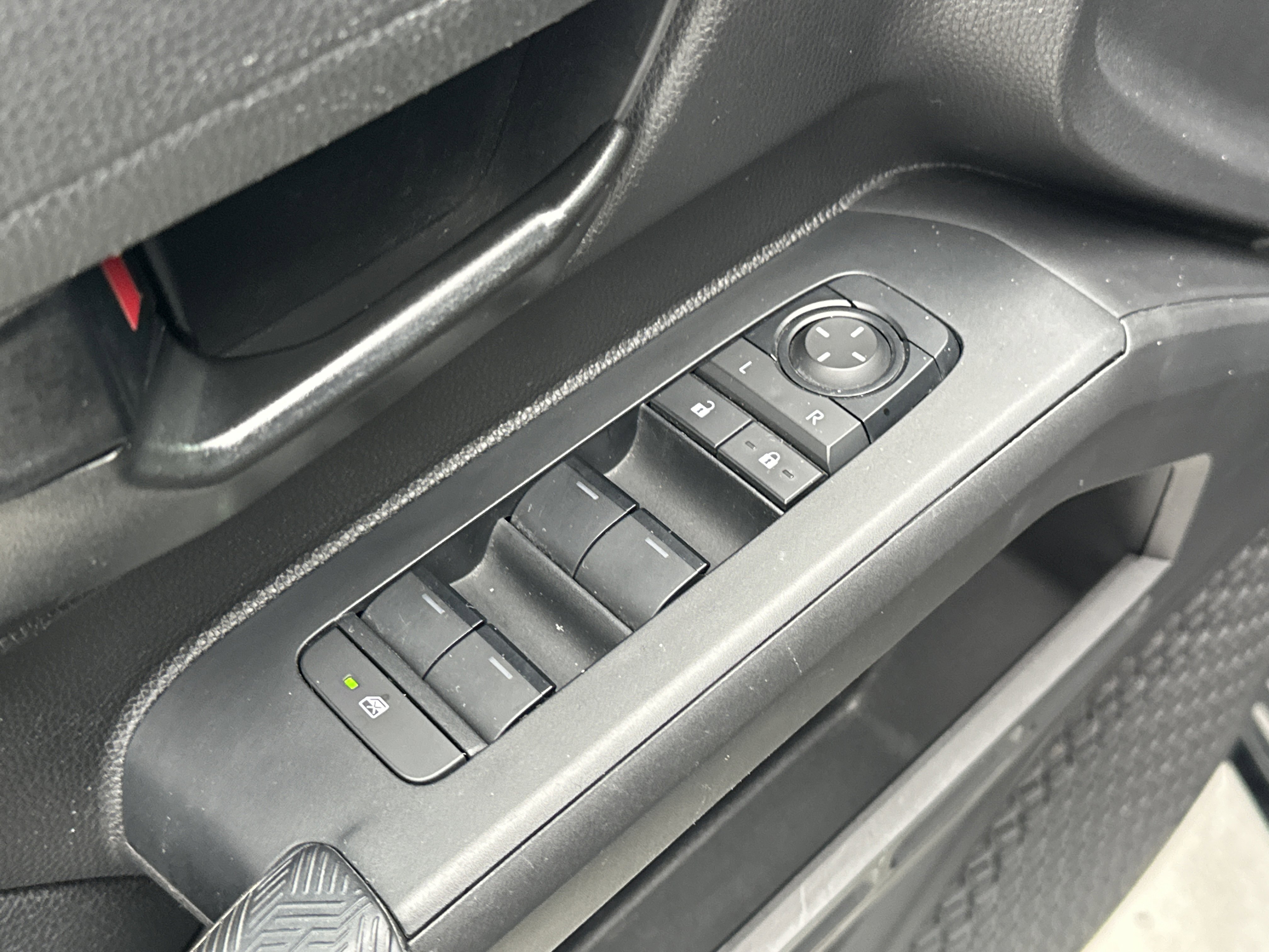 Certified 2024 Toyota Tacoma SR5 image 15