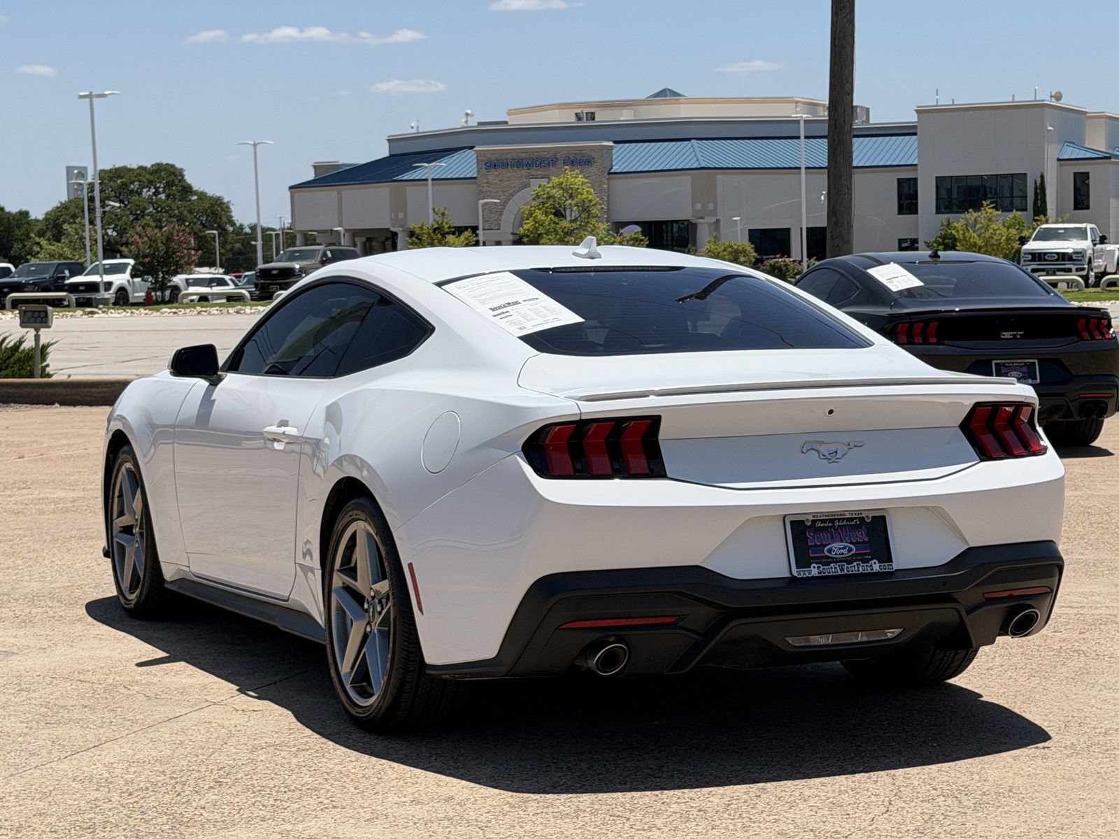 Used 2025 Ford Mustang Premium RWD image 6