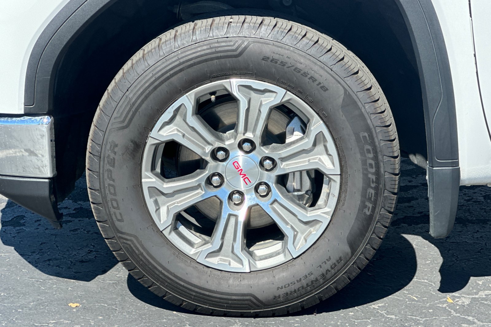 Used 2024 GMC Sierra 1500 SLT RWD image 42