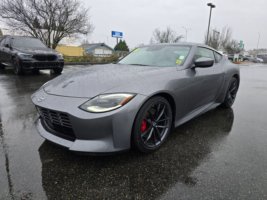 Used 2024 Nissan Z Performance w/ Floor Mat Package image 3