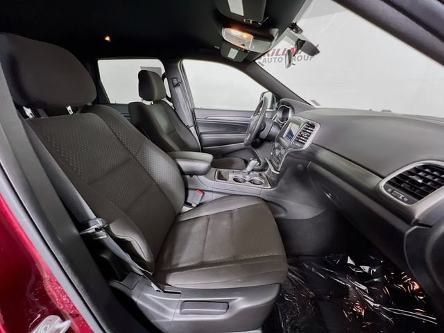 Used 2021 Jeep Grand Cherokee Laredo AWD/4WD image 36