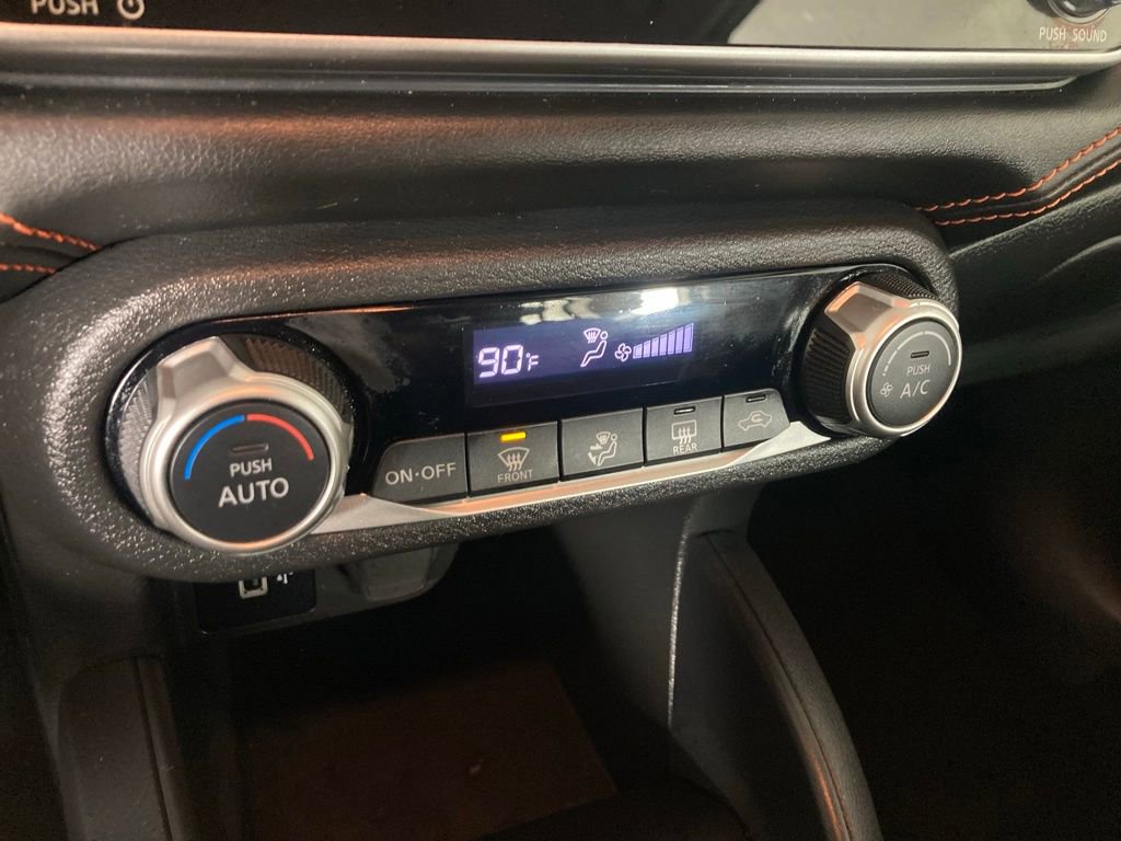 Used 2022 Nissan Versa SR w/ Trunk Package image 9