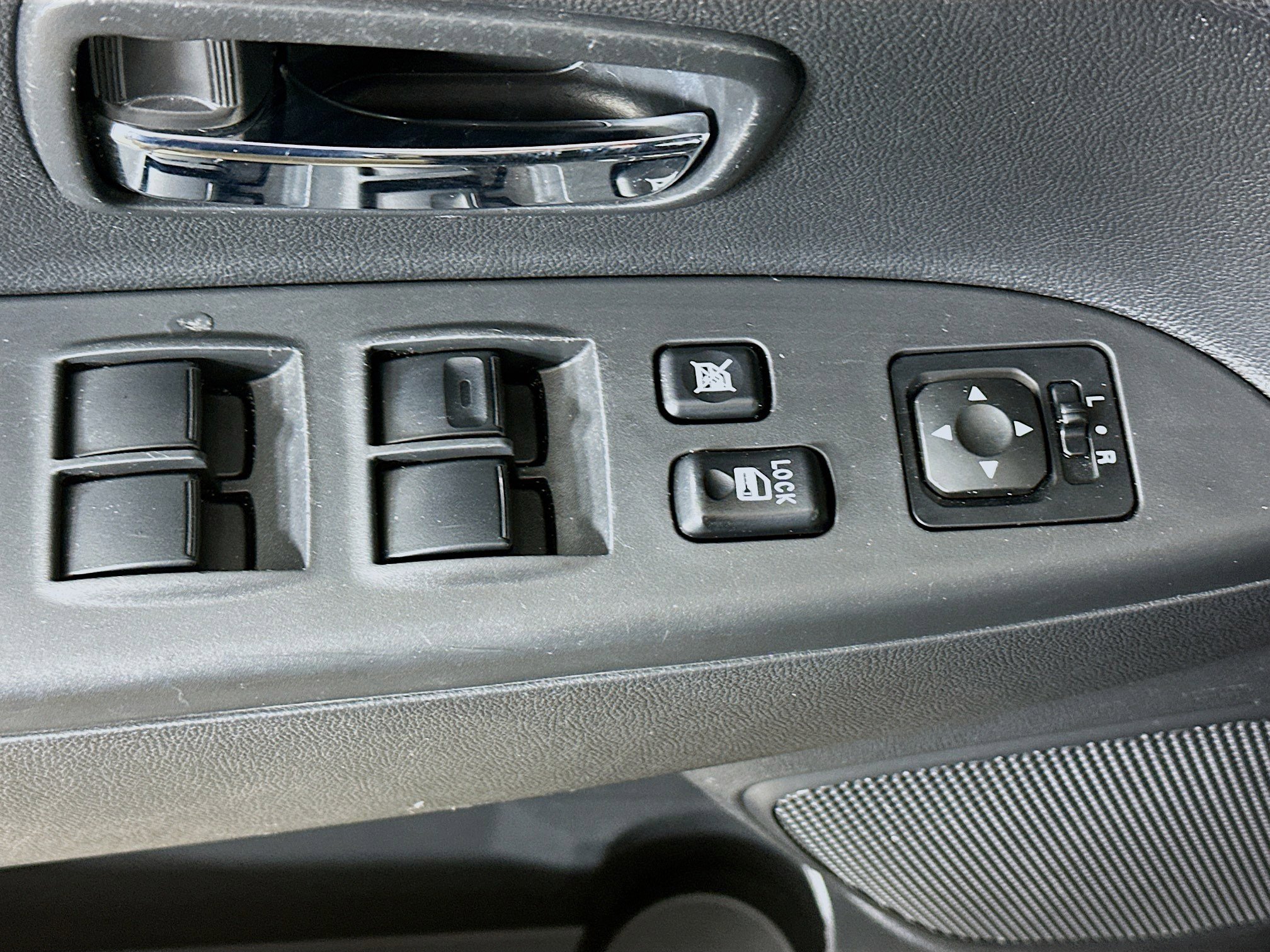 Used 2023 Mitsubishi Outlander Sport ES image 15