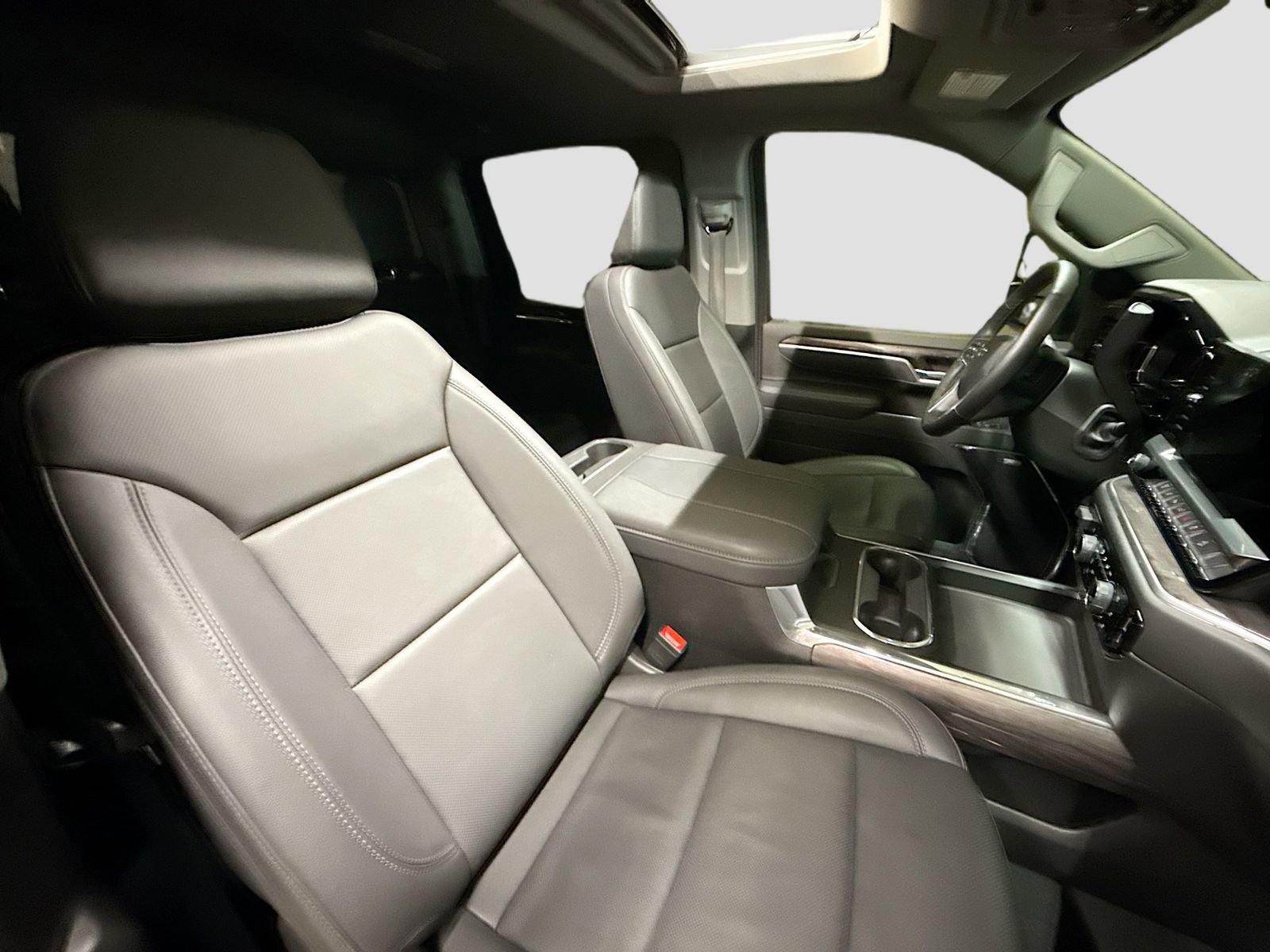 Used 2025 Chevrolet Silverado 2500 LTZ w/ Trail Boss Package image 33