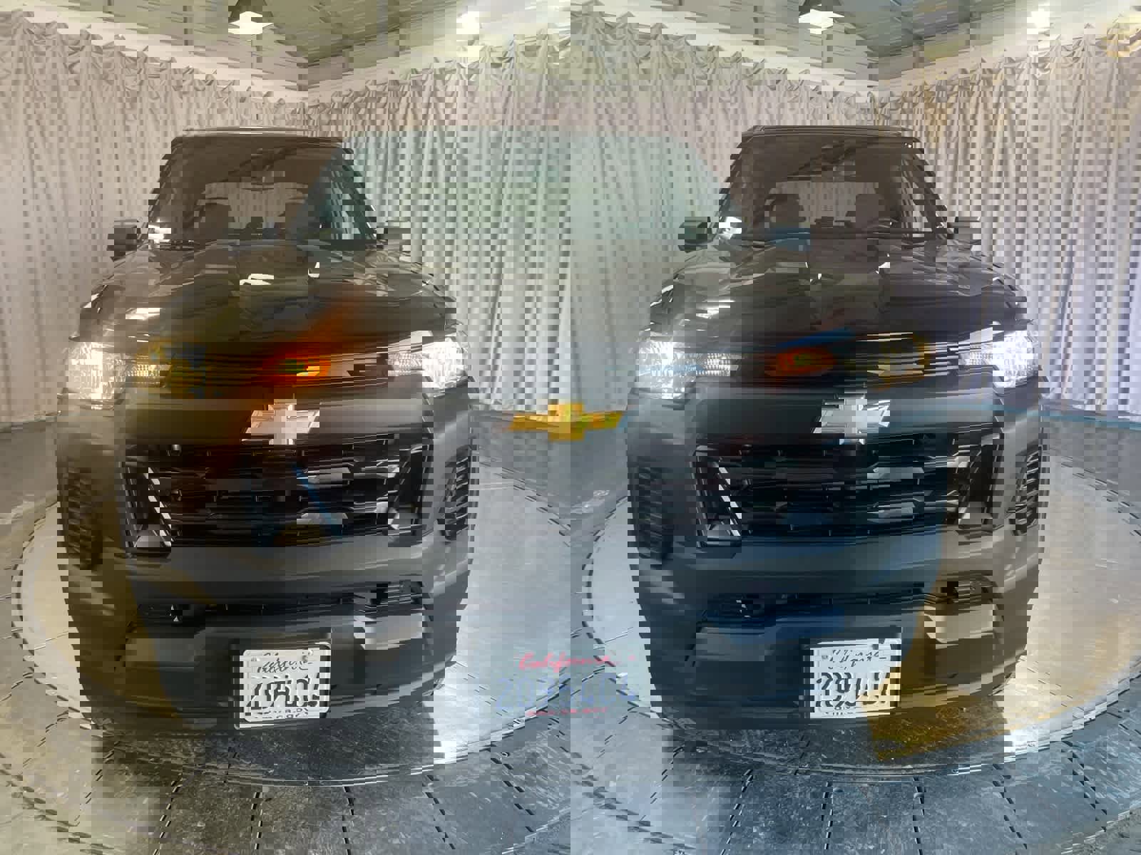 Used 2024 Chevrolet Colorado W/T image 3