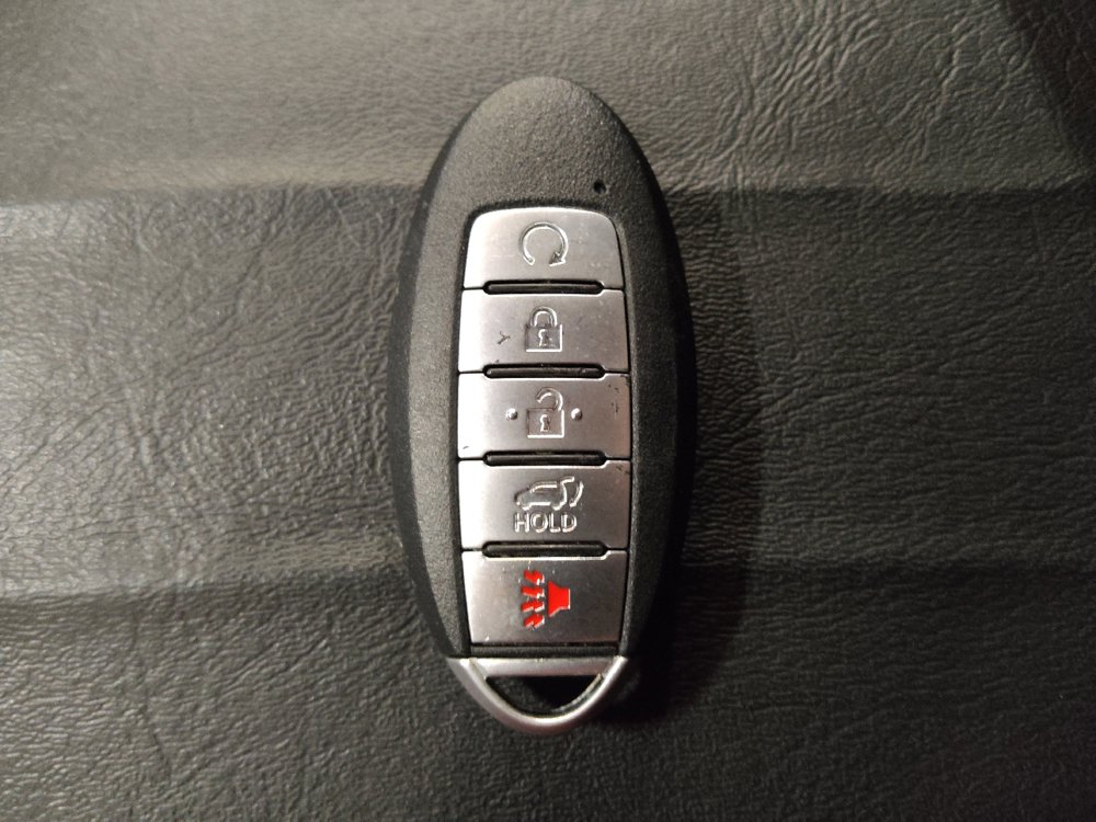 Used 2019 Nissan Rogue SV FWD image 32