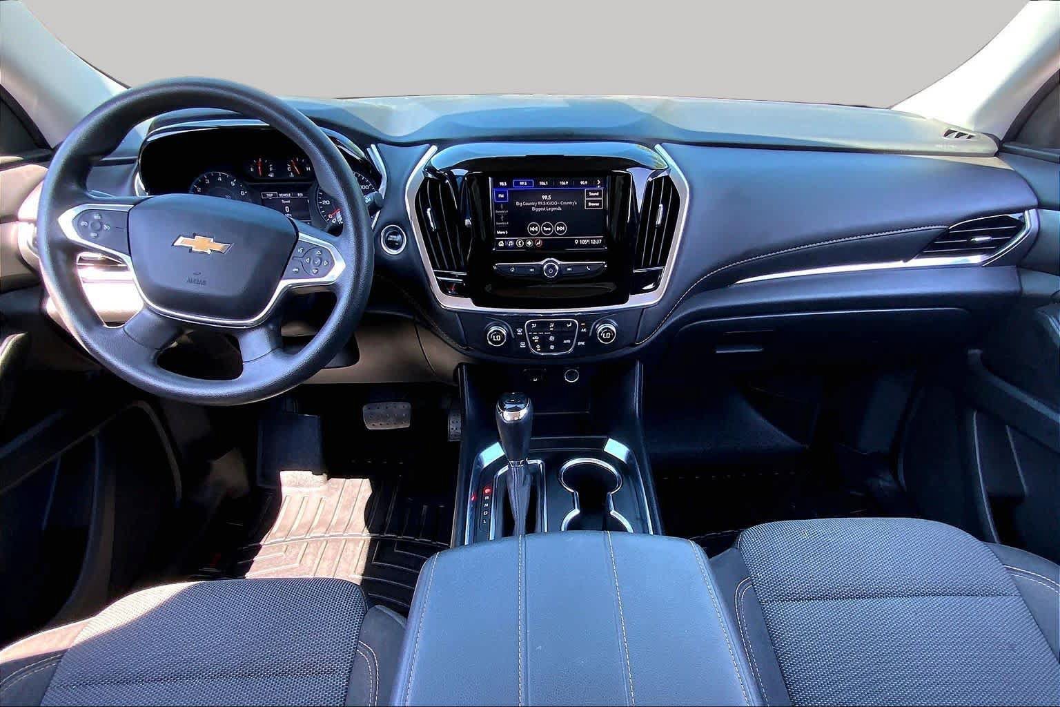Used 2020 Chevrolet Traverse LS FWD image 16