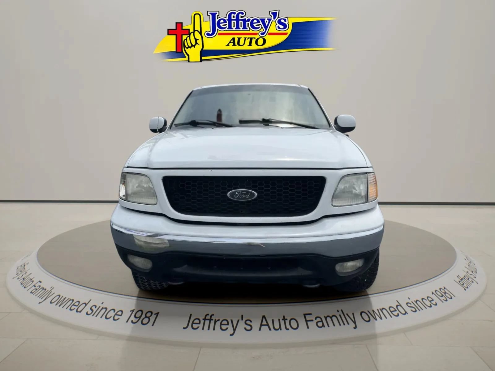 Used 2003 Ford F150 XLT AWD/4WD image 4