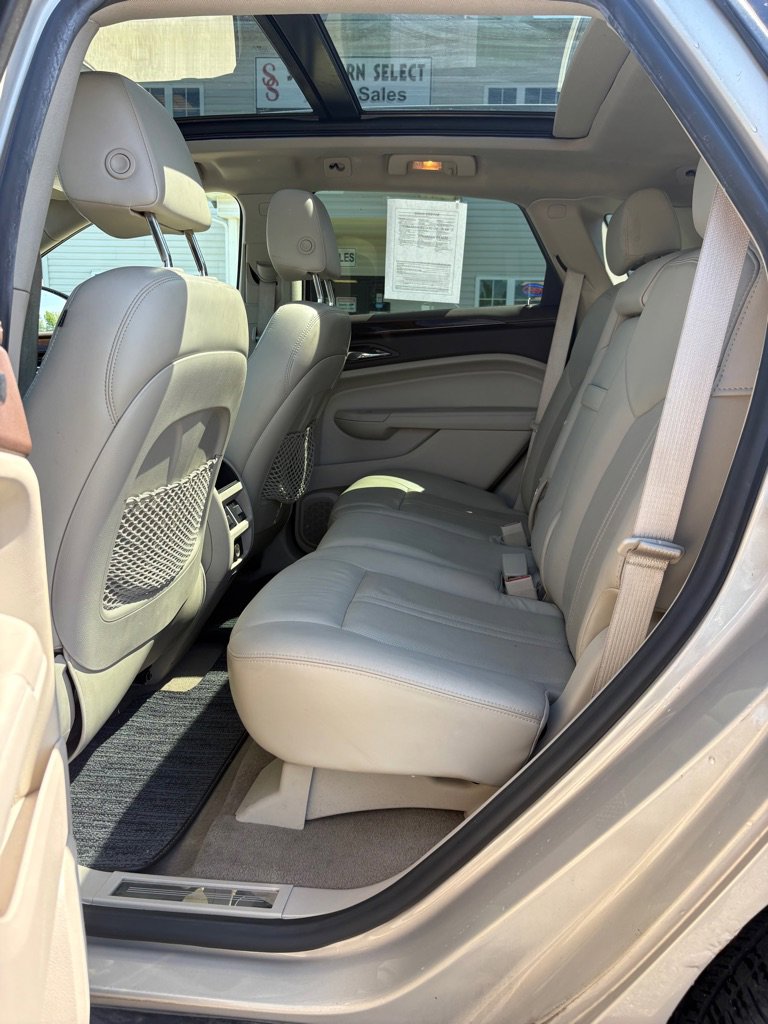 Used 2011 Cadillac SRX Luxury AWD/4WD image 10