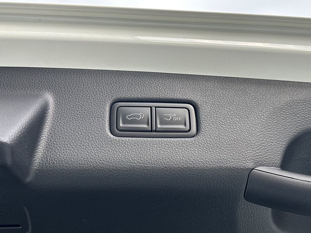 New 2026 Kia Carnival SX Prestige FWD image 7
