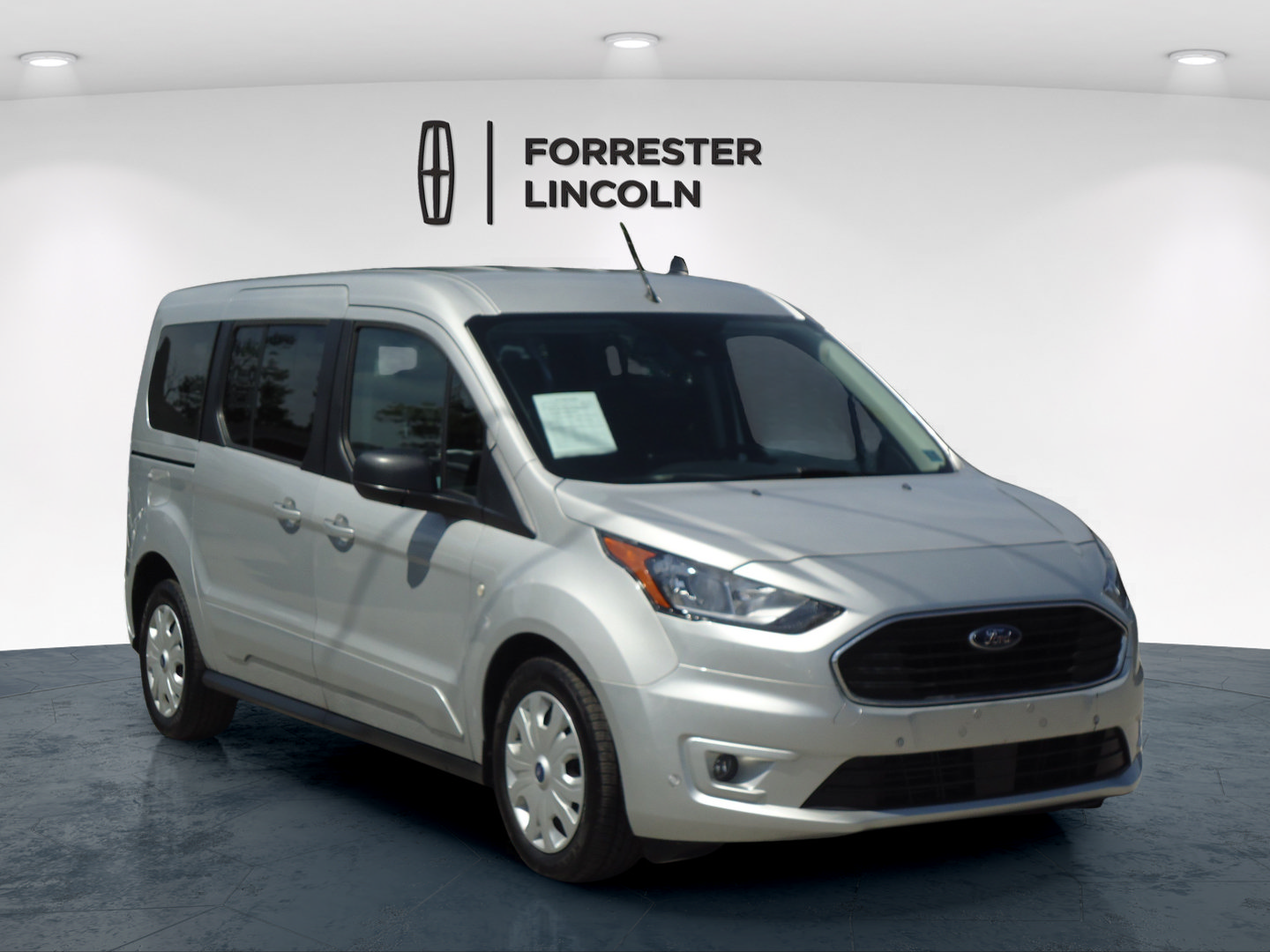 Used 2021 Ford Transit Connect XLT FWD image 1