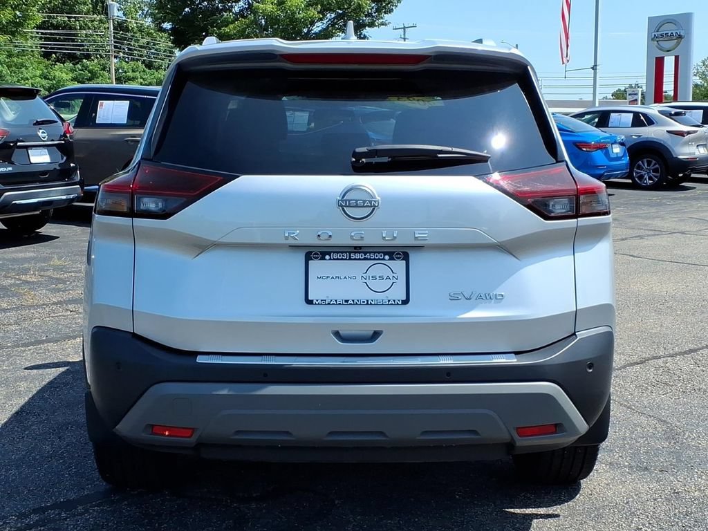 Certified 2023 Nissan Rogue SV w/ SV Premium B Package AWD/4WD image 4