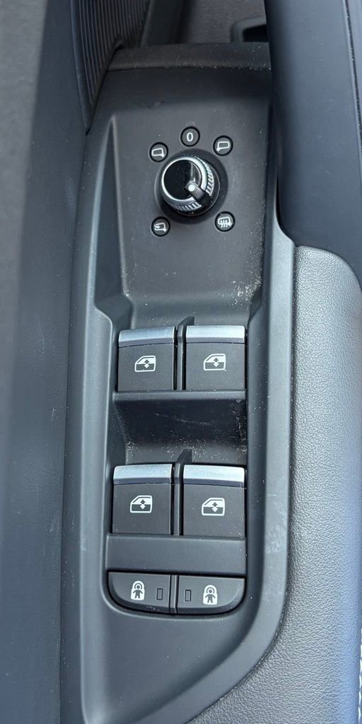 Used 2022 Audi Q5 2.0T Prestige w/ Prestige Package AWD/4WD image 17